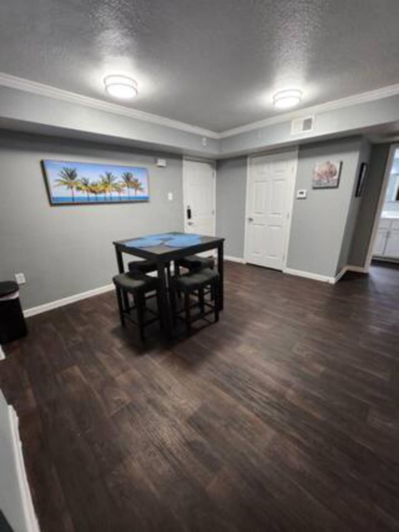 Blue Shark *B501* @ Medical Center 1Br Modern King Apartment With Private Patio 休斯敦 外观 照片