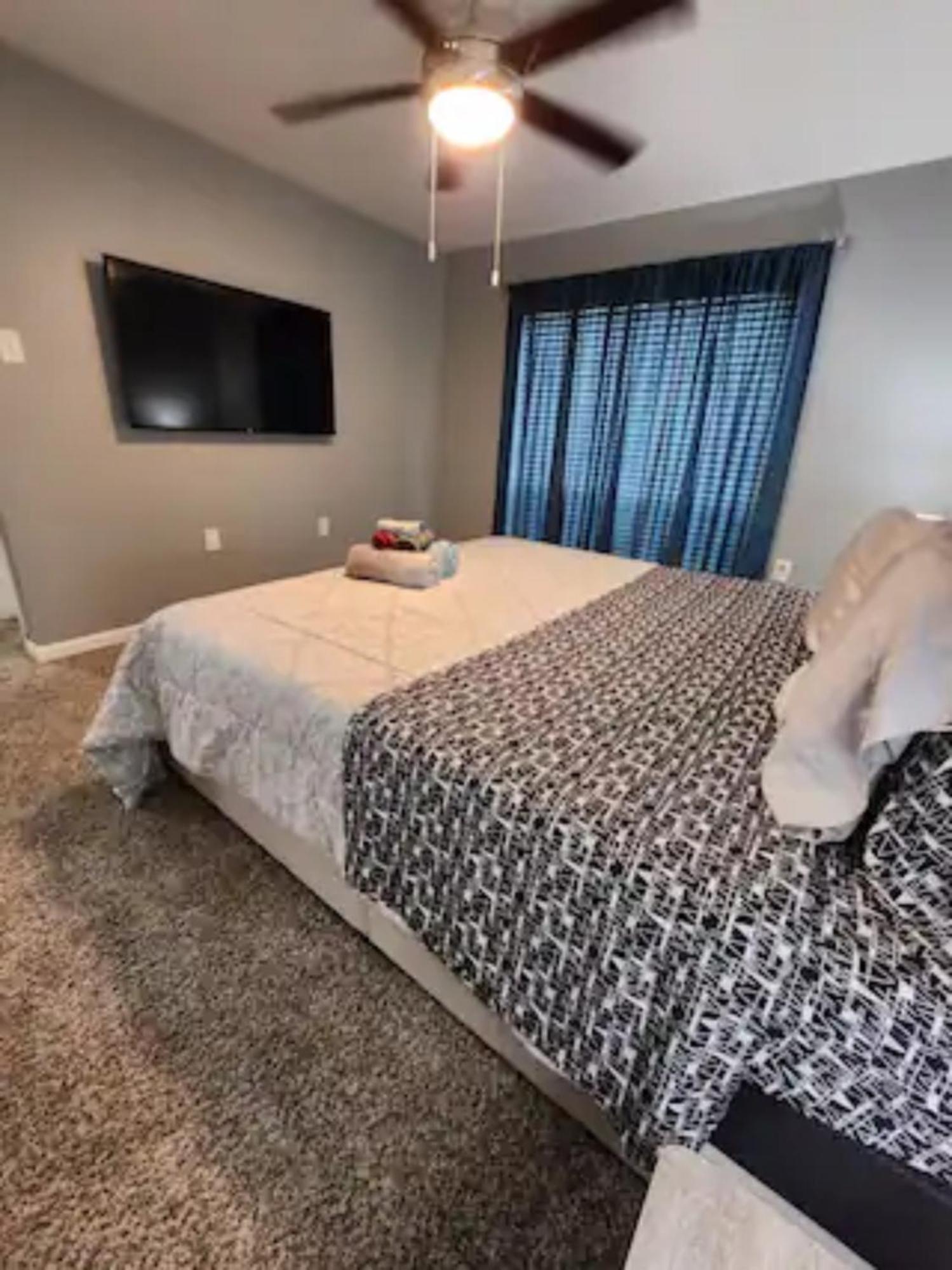 Blue Shark *B501* @ Medical Center 1Br Modern King Apartment With Private Patio 休斯敦 外观 照片