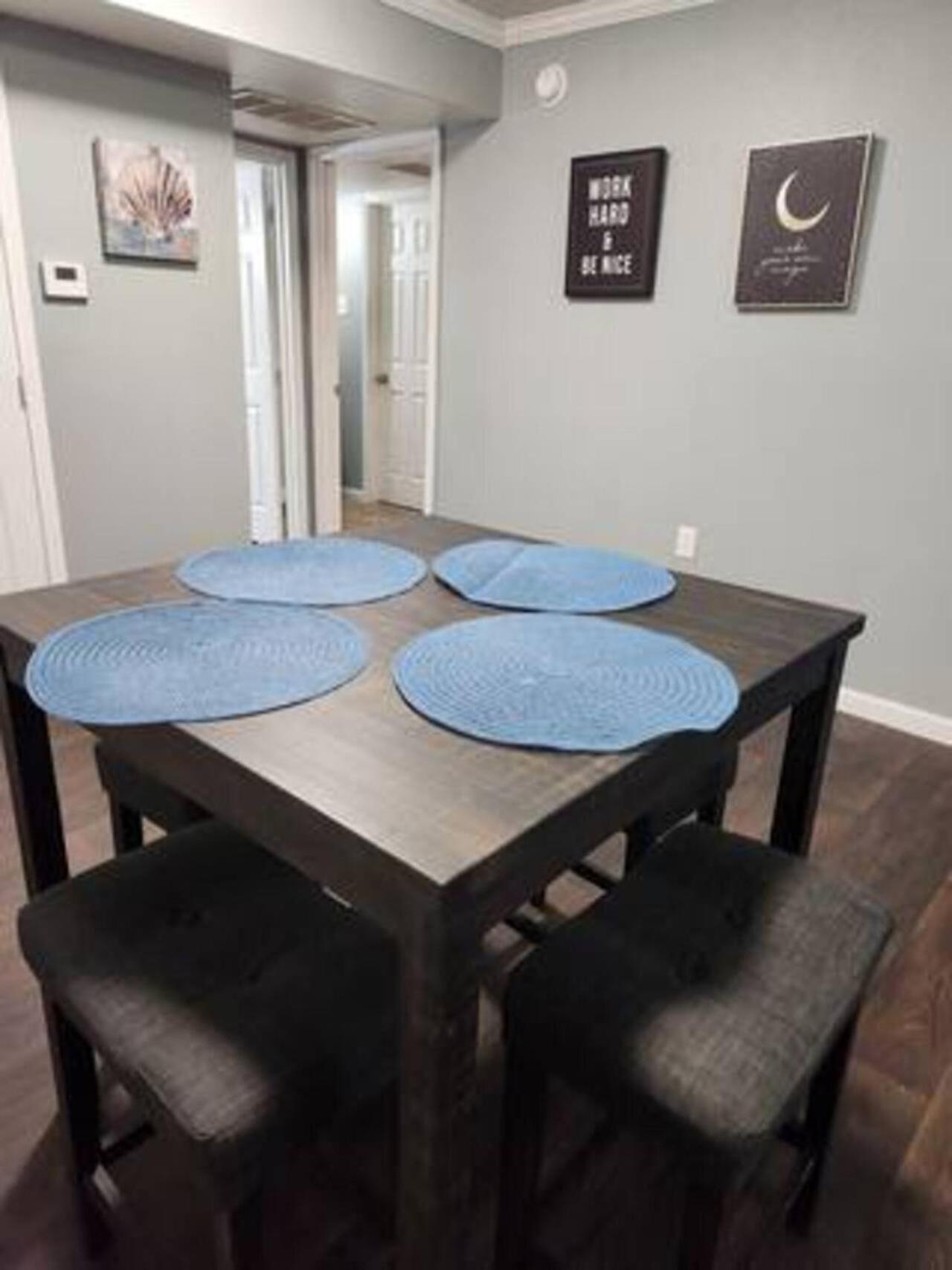 Blue Shark *B501* @ Medical Center 1Br Modern King Apartment With Private Patio 休斯敦 外观 照片