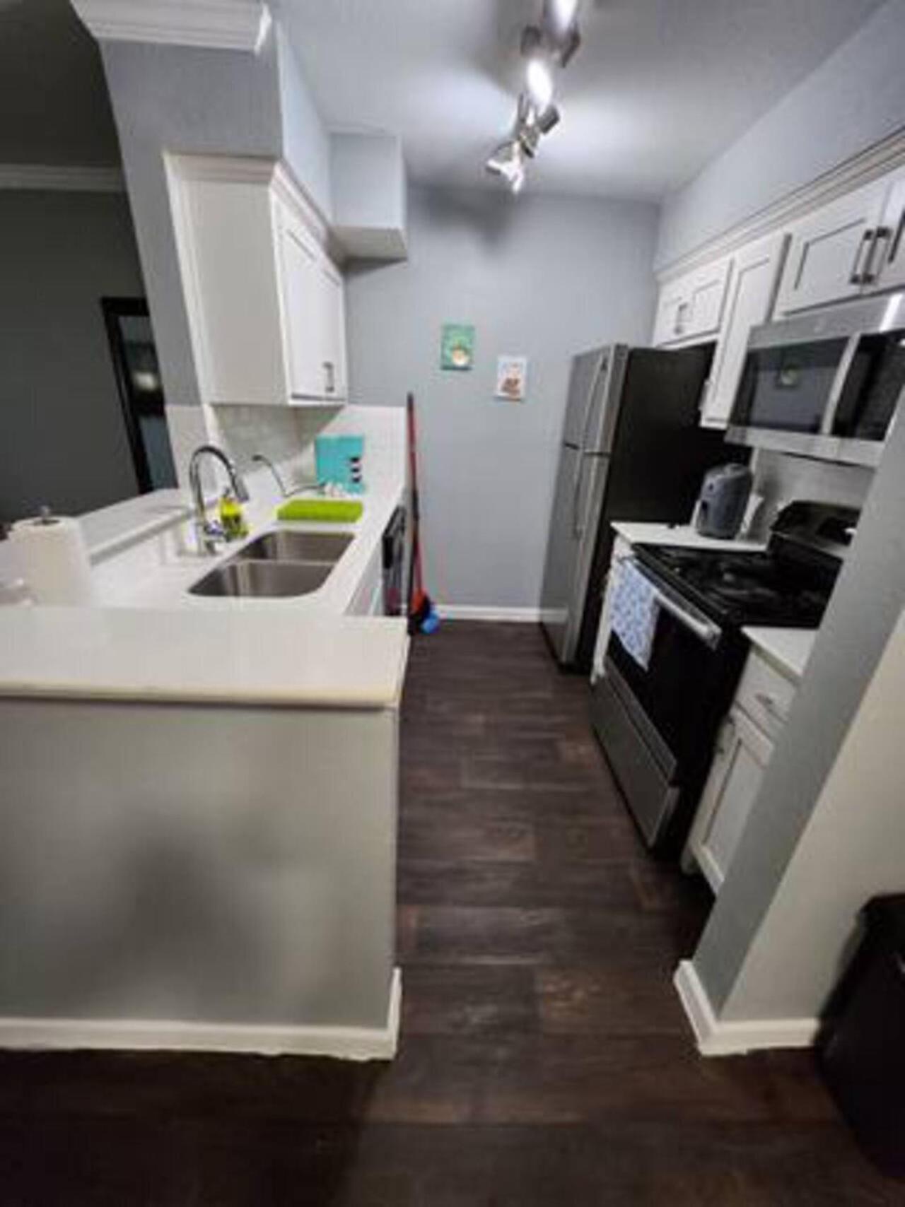 Blue Shark *B501* @ Medical Center 1Br Modern King Apartment With Private Patio 休斯敦 外观 照片